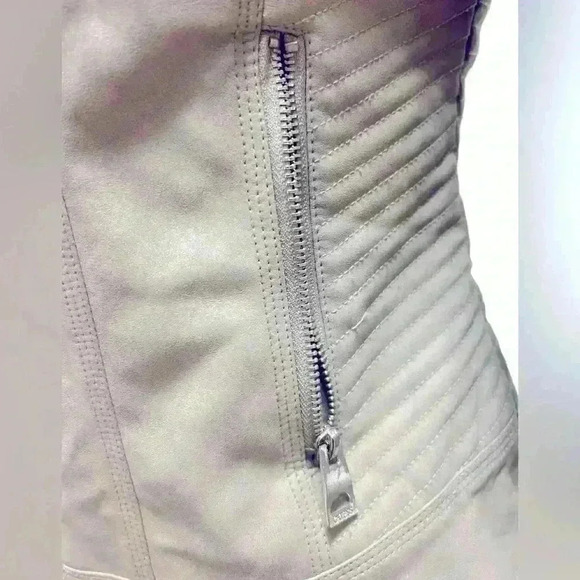 GUESS - jacket 🧥 color light gray size medium - Picture 4 of 5